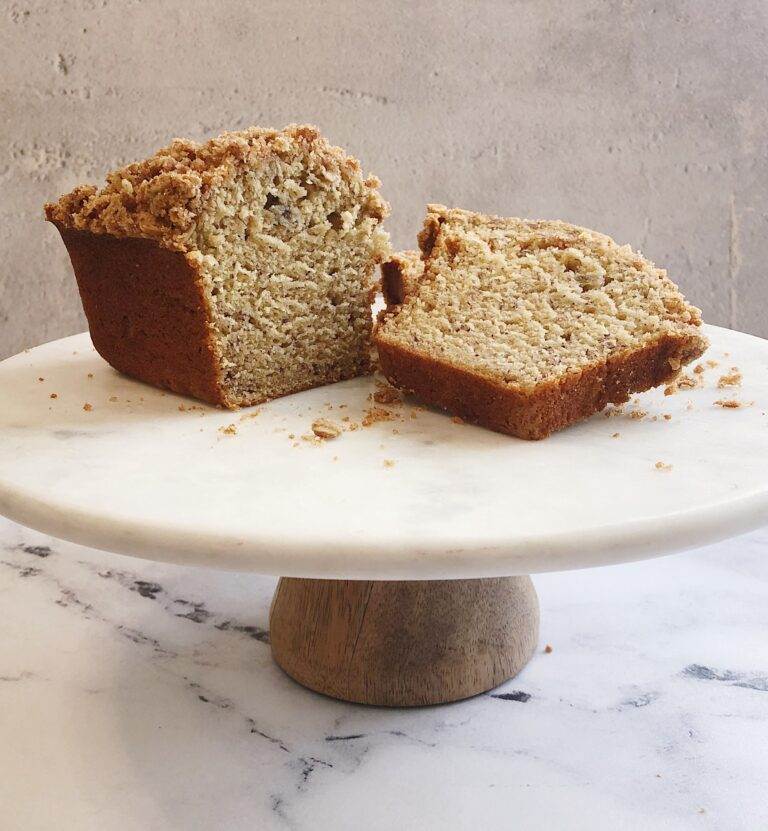 Banana Bread with Crumb Topping