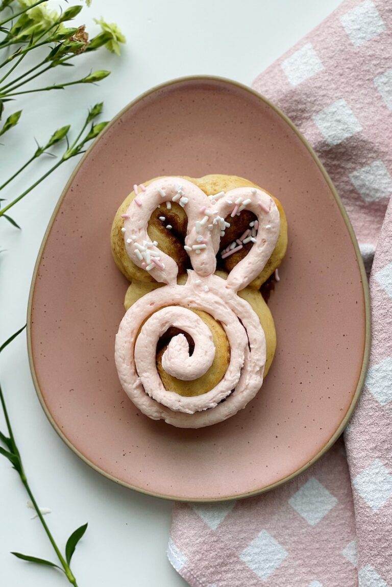 Bunny Shaped Cinnamon Rolls