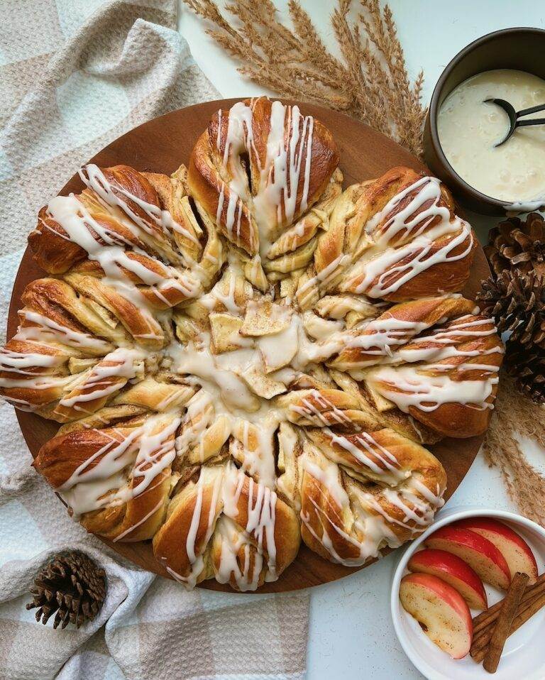 Cinnamon Apple Star Bread with Maple Icing
